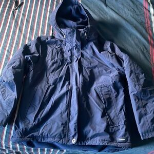 Navy Blue Lands’ End Winter Jacket Size L  !!! In Great Condition !!!